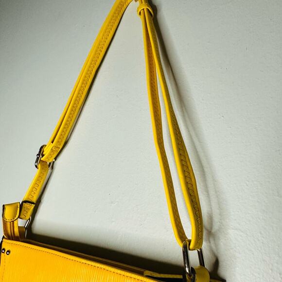 Unbranded Women's Sunshine Yellow Multiple Zipper Shoulder Straps Bag Size OS - Picture 11 of 13